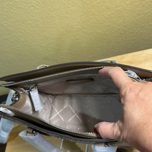 Michael Kors Tan and Cream Monogram Satchel - Picture 4 of 7